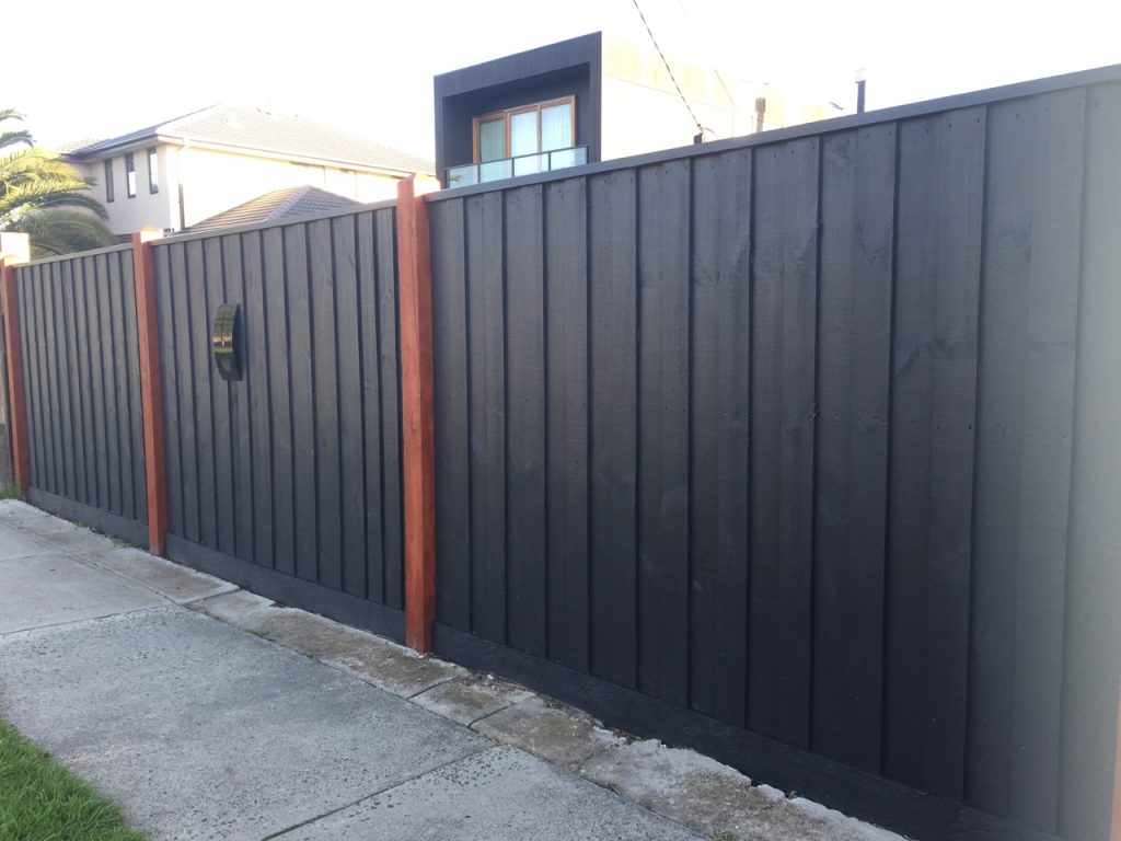 Painted paling front fence. Beautiful!