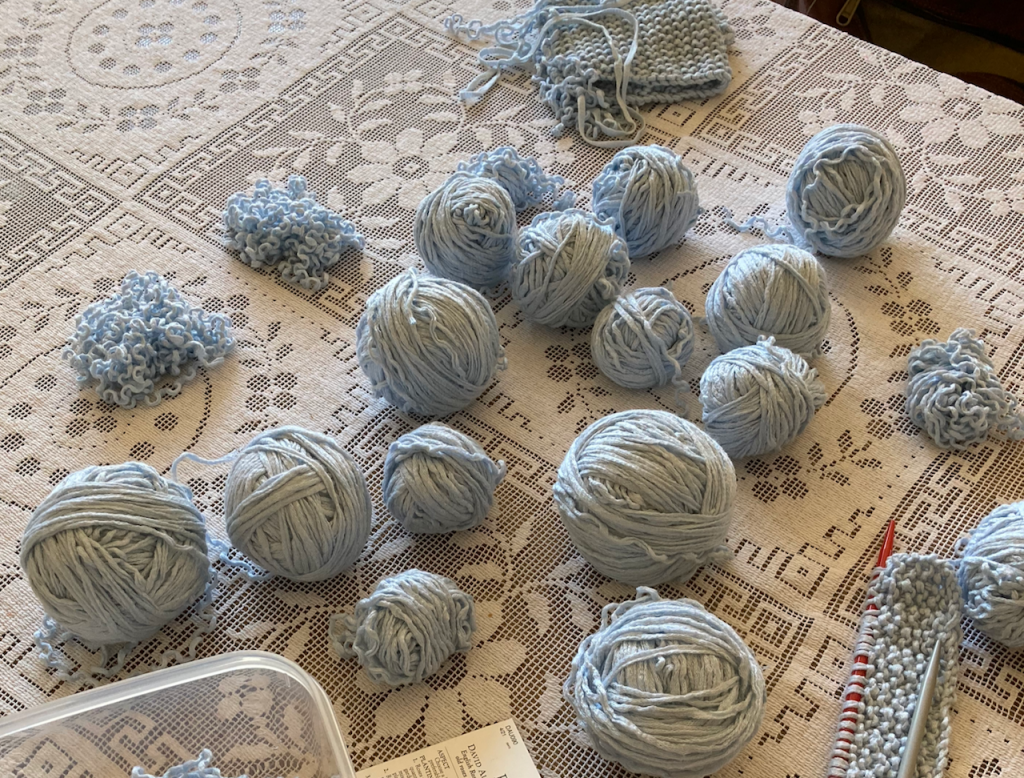 Close up of the balls of yarn.